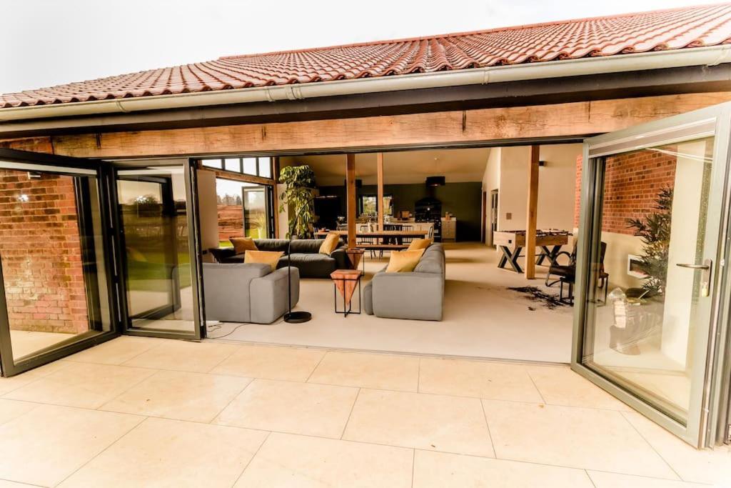 Beautiful Barn Conversion Close To The Broads Dilham Buitenkant foto