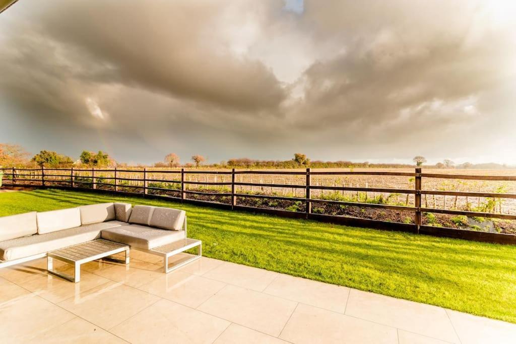 Beautiful Barn Conversion Close To The Broads Dilham Buitenkant foto