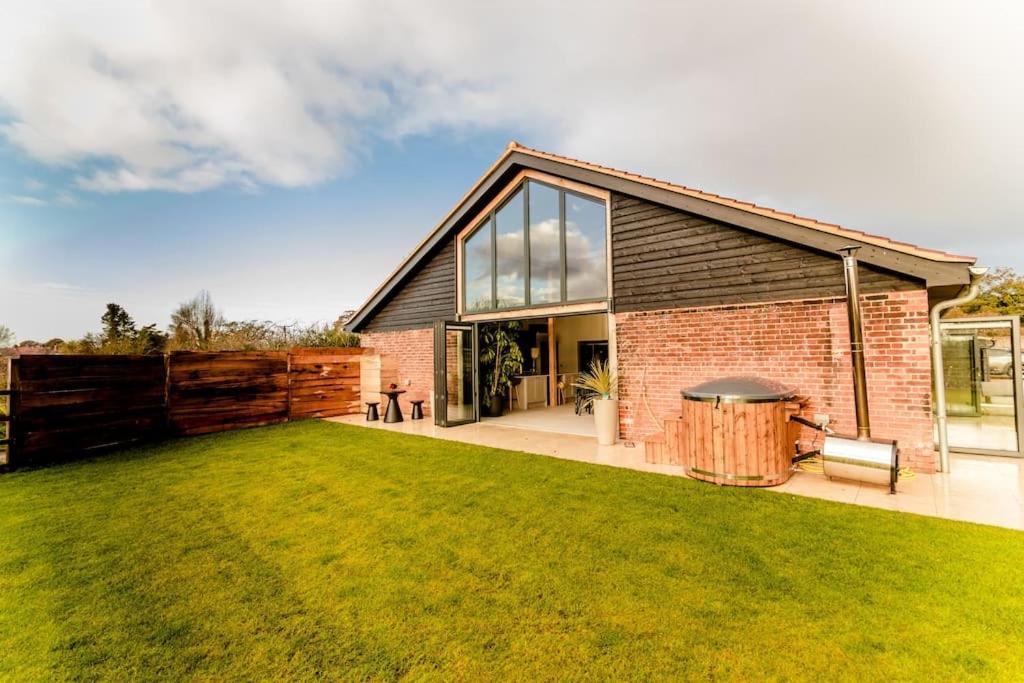 Beautiful Barn Conversion Close To The Broads Dilham Buitenkant foto