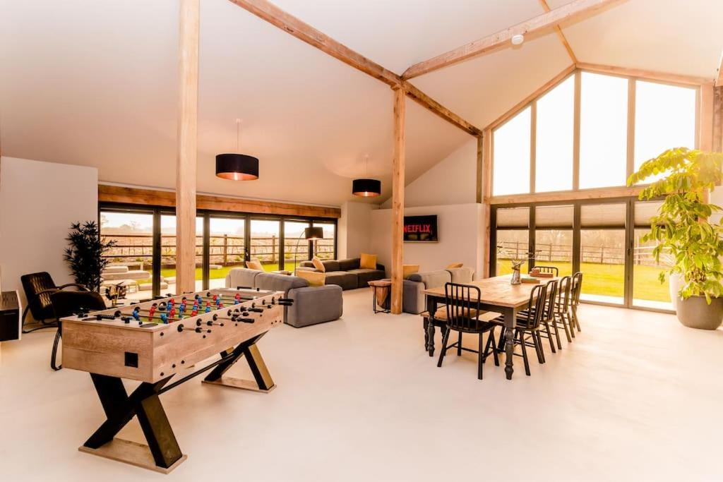 Beautiful Barn Conversion Close To The Broads Dilham Buitenkant foto