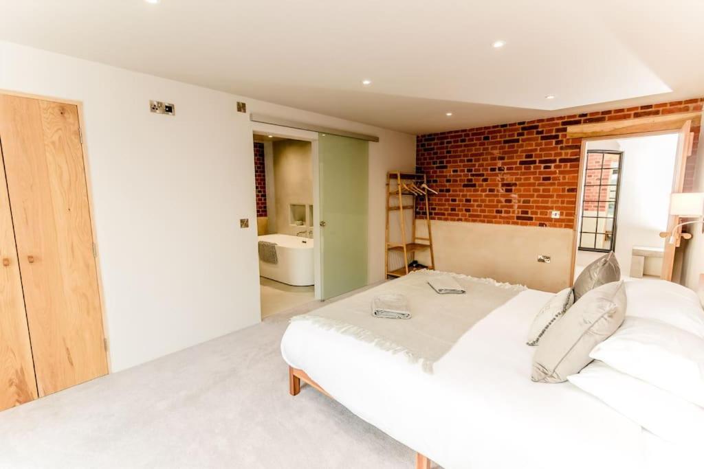 Beautiful Barn Conversion Close To The Broads Dilham Buitenkant foto